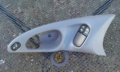 INTERRUPTOR MAESTRO VENTANA ELÉCTRICA FORD FOCUS 2001 Foto 1 de 2