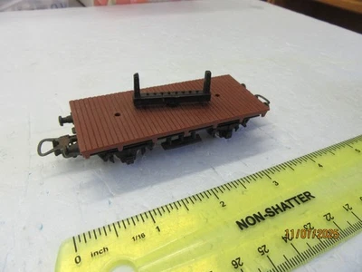 HO - Lima 246  Long Wood Swivel Car - Image 1 of 4