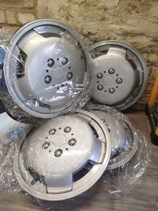 After market van / Minibus 15" wheel trim Set - Picture 1 of 3