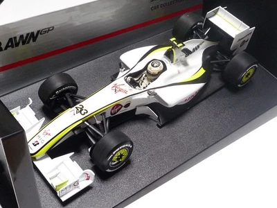 MINICHAMPS 1:18 BRAWN GP BGP 001 R. BARRICHELLO 2009 "SINGAPORE GP" - Immagine 1 di 4