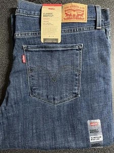 Levi Classic Bootcut Mid Rise Size 16 Medium W33 L32 New Blue Denim Jeans Womens - Picture 1 of 3