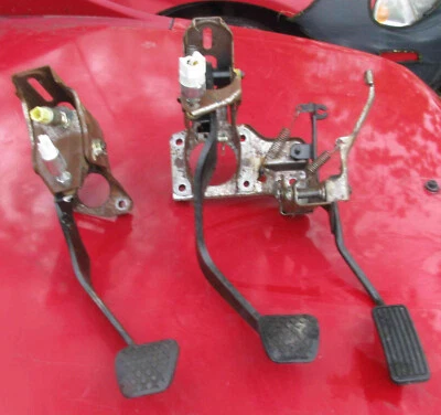 93-97 Honda del sol Embrague Pedal Freno Gas Juego Manual Automático a Manual Cambio Raro Foto 1 de 4
