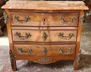 COMMODE LUIS XV. BOIS D'ACAJOU ET PALISANDRO. FRANCE. XIXÈME SIÈCLE. - Picture 1 of 4