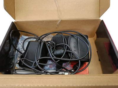 Maginon DC-8300 Digitalkamera 8.1MP mit Zoom 2.5" TFT Display mit Zubehörpaket - Bild 1 von 4