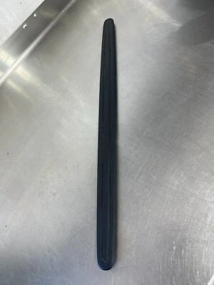 Pontiac GTO 2004 moldura interior del umbral de la puerta del conductor izquierdo Foto 1 de 4