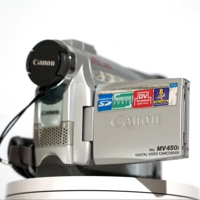 Canon MV450i Handheld MiniDV Camcorder | Tested | Charger & Tape Included - Image 1 of 4