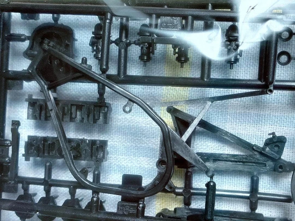 Tamiya 1/12 Yamaha Yzr500 Motorcycle Model Kit Limited Edition Cartograf Decals - Image 1 of 4