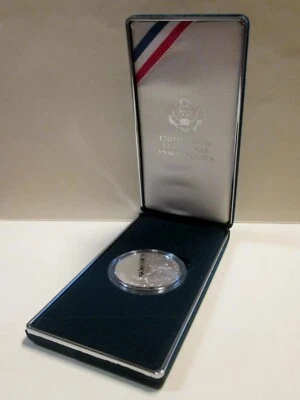 1991 KOREAN WAR MEMORIAL PROOF COIN, US MINT, Mint in Box, 90% Silver - Image 1 of 4