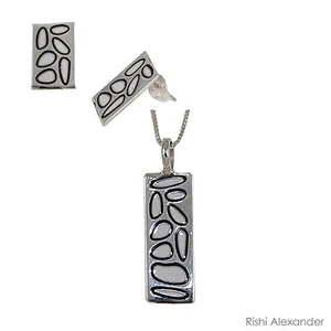 925 Sterling Silver and White Enamel Silver Paint Palette Pendant Earring Set - Picture 1 of 3
