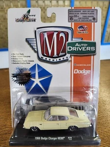 Dodge Charger Hemi 1966 M2 Machines Auto-Drivers R28 #14-08 en beige con RR - Imagen 1 de 3