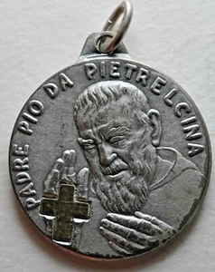 Padre Pio 2 May 1999 Blessed Medal Votive - Picture 1 of 2