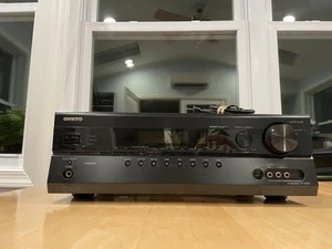 Onkyo HT-R580 AM/FM Stereo Sound Home Theater AV Receiver - Picture 1 of 3