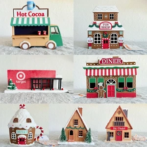 Target Bullseye Parco Giochi Illumina Mini Villaggio di Natale Set Completo di 7 2025 - Foto 1 di 21