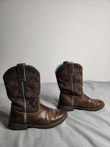 Ariat Delilah Round Toe Boots Womens Size 7B Brown Turquoise Leather 10021457 - Picture 1 of 9