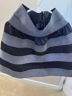 Holiday Super Cute 🖤 Party Skirt Black & Silver - Girls Youth Size 7-8 - Image 1 of 4