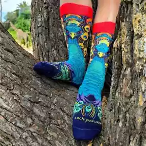 Wunderschöne Crew-Damensocken Pfau Größe 9-11 Socke Panda Vogel Mode neu - Bild 1 von 6