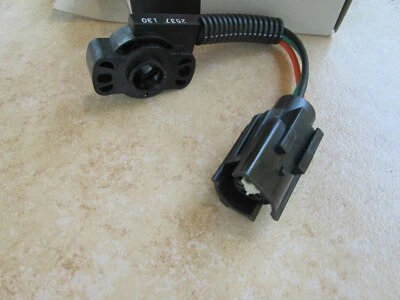 Датчик положения дроссельной заслонки Delphi SS10398 для Ford Lincoln - Изображение 1 из 4