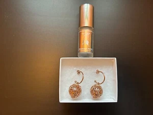 Golden plated earrings  by Lisa Hoffman Frangrance Jewelry with Tuscan Fig fragr - Picture 1 of 2