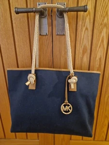 Michael Kors Large Rope Handle tote bag magnetic catch. Rope handles - Picture 1 of 12