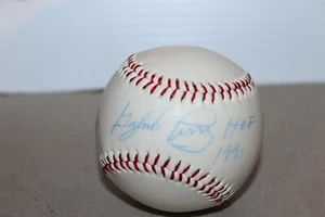 HOF'er GAYLORD PERRY SIGNED AUTOGRAPH  BASEBALL  - Picture 1 of 8