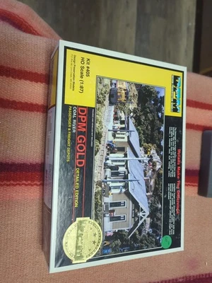 HO-Scale Design Preservation Models Coal River Passenger And Freight Depot - Image 1 of 4