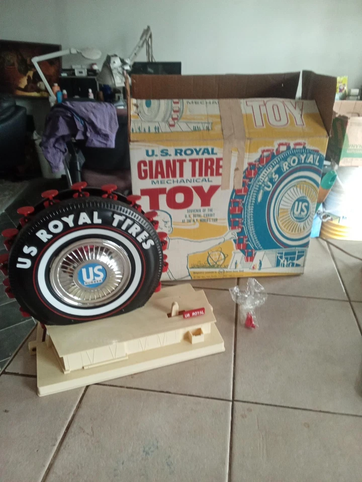 1964 U.S. Royal Giant Tire Mechanical Souvenir Toy Of The N.Y. Worlds Fair  - Image 1 of 1