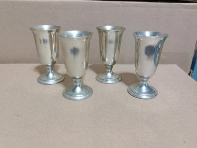 Juego de 4 copas de licor cordial antiguas REVERE de 3" con patas Foto 1 de 4