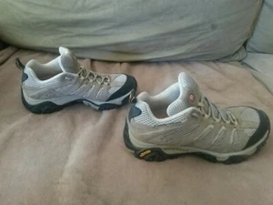 Scarpe da trekking Merrell Moab Ventilator Taupe Continuum usate in ottime condizioni donna 8 stivali Vibram - Foto 1 di 7