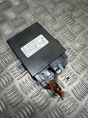 Mercedes-Benz E W213 2019 Altre centraline moduli A2139002113 FOM112248 - Immagine 1 di 3