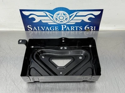 Bandeja de bateria porta-malas Lexus GS450H 2007 - 193k - Híbrida - Imagem 1 de 4