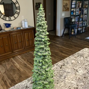 18" glitzernder verschneiter Baum von Valerie-grün-offene Box - Bild 1 von 3