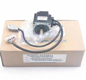 1PC New Yaskawa SGMPH-01AAE41 AC Servo Motor In Box Expedited Shipping - Picture 1 of 2