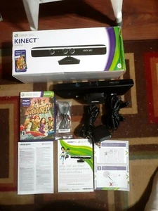 Sensore di movimento e fotocamera XBOX 360 Kinect con Kinect Adventures + scatola originale - Foto 1 di 5