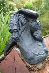 Baby J Black dragon roof finial 90° angled or half round decorative ridge tile - Picture 1 of 8