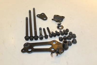 2014 Yamaha V Star XVS 950 Engine Mounting Bolts Hardware Motor 5S7-21317-00-00 Foto 1 de 4