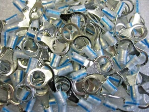 100) AMP /Tyco 53421-1 Insulated Ring Tongue Terminals #16-14 AWG 3/8" Stud Tab  - Picture 1 of 3