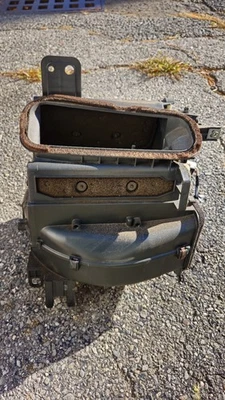 01-05 Lexus IS300 OEM Heater and AC Blower Motor Housing Assembly Used Free Ship - Image 1 of 4