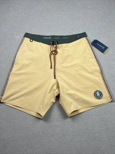 Roark Chiller 17" Mixtape BoardShort, Guide Works Bathing Suit, Surf Short Sz 28 - Picture 1 of 9