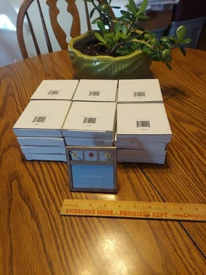 PICTURE FRAME LAVENDER FLOWERS  TABLE NAME PLACE CARD SETTING LOT 24 NEW, PARTY - Image 1 of 4