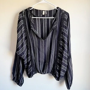Elan Black White Baja Crochet Blouson Wide Sleeve Beachy Blouse Size Large - Picture 1 of 7
