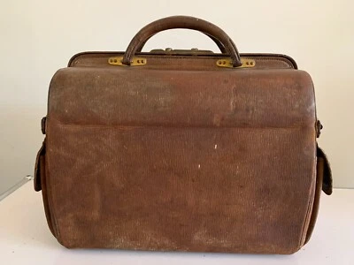 ANCIENNE VALISE VOYAGE MEDECIN NECESSAIRE TOILETTE CUIR  GUSTAVE KELLER PARIS - Photo 1/4