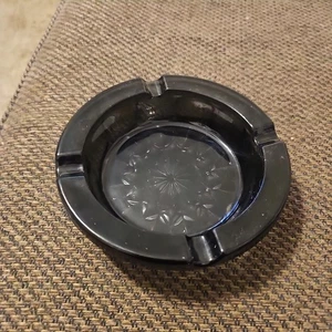 Vintage Black Glass Ashtray - Large 6+” Round, Heavy Mid-Century Pedals Design - Picture 1 of 9
