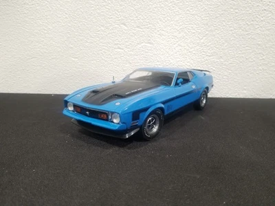 Ford Mustang Mach 1971 Sun Star 1 351 Ram Air 1/18 modelo de coche fundido a presión azul negro Foto 1 de 4