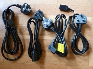 Netzkabel UK 3-Pin-Stecker und Gerätebuchse C13 4 Stück, fused neu und unbenutzt - Afbeelding 1 van 2