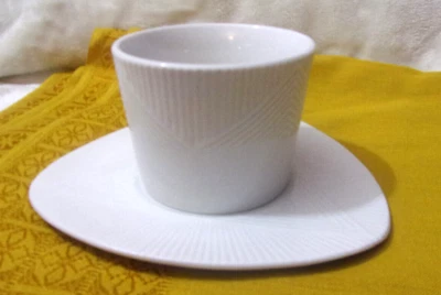 Taza de té y platillo Oneida Casual Setting STRATOSPHERE Foto 1 de 4