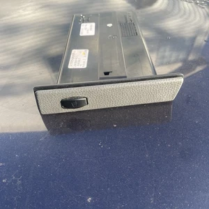 BMW E60 04-10 FRONT RIGHT PASSENGER CUP HOLDER 525i 528i 530i 535i 545 550 GRAY - Picture 1 of 4