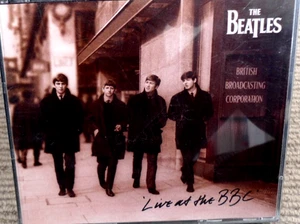 THE BEATLES - LIVE AT THE BBC 2 X CD ALBUM FATBOX 1994 - Picture 1 of 2