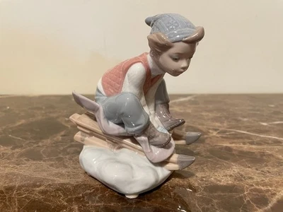 Lladro  "Look Out Below" Boy on Snow Sled #8264 Figurine - Image 1 of 4