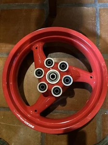 02 Ducati Monster 750 Rear Wheel Rim Red 30.7146.00 Brembo - Picture 1 of 7