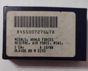 USAF ARMED FORCES RESERVE MEDAL MINIATURE IN GI BOX DATED 1988 - Picture 1 of 3